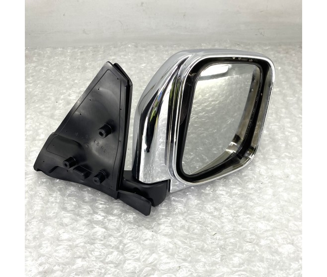 RIGHT MANUAL DOOR MIRROR FOR A MITSUBISHI V10,20# - OUTSIDE REAR VIEW MIRROR