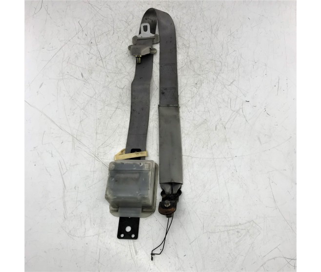 SEAT BELT FRONT RIGHT FOR A MITSUBISHI PAJERO - L044G