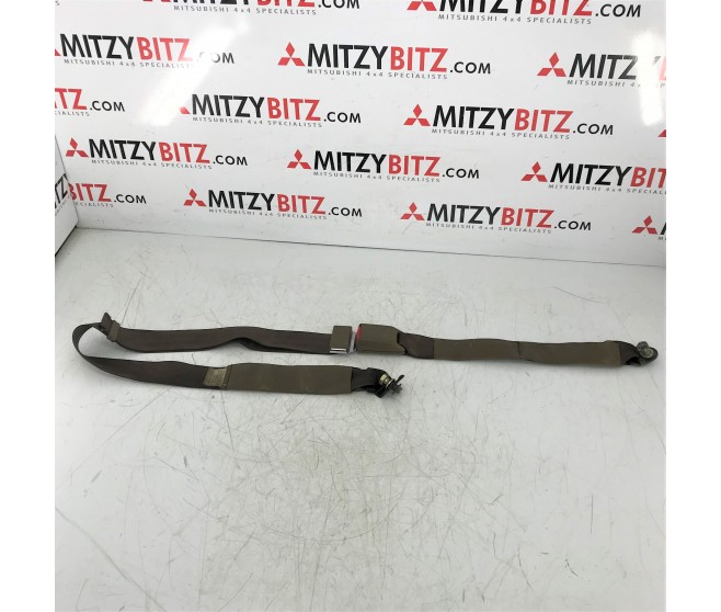 SEAT BELT 3RD ROW RIGHT FOR A MITSUBISHI PAJERO - L146G