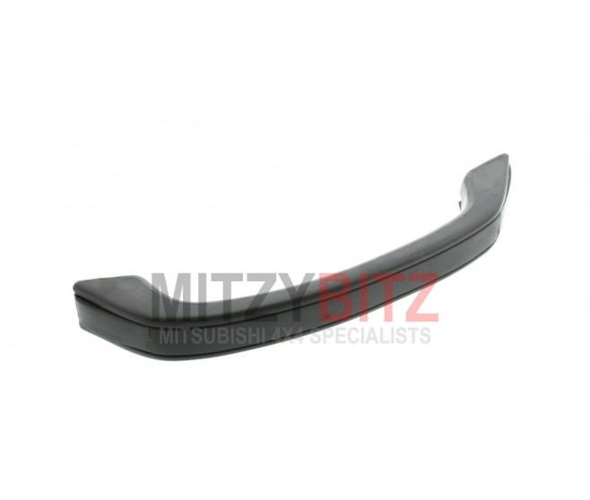 TAILGATE GRAB PULL HANDLE FOR A MITSUBISHI L0/P0# - TAILGATE GRAB PULL HANDLE