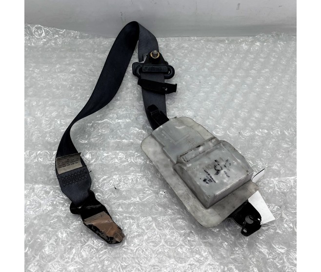 SEAT BELT BUCKLE FRONT LEFT IN BLUE FOR A MITSUBISHI PAJERO - V44WG
