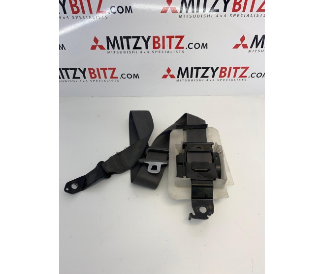 SEAT BELT FRONT RIGHT FOR A MITSUBISHI PAJERO - V23C