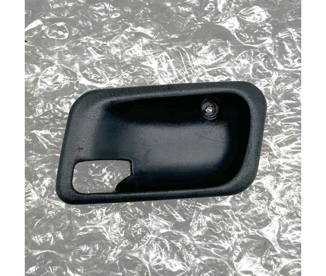 INSIDE HANDLE COVER LEFT FOR A MITSUBISHI DOOR - 