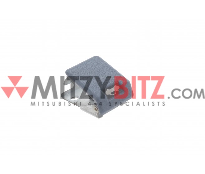 BONNET LOCK RELEASE HANDLE FOR A MITSUBISHI MONTERO - V43W