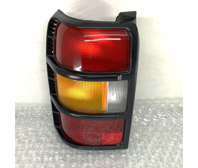REAR LEFT BODY LAMP NO LOOM FOR A MITSUBISHI CHASSIS ELECTRICAL - 