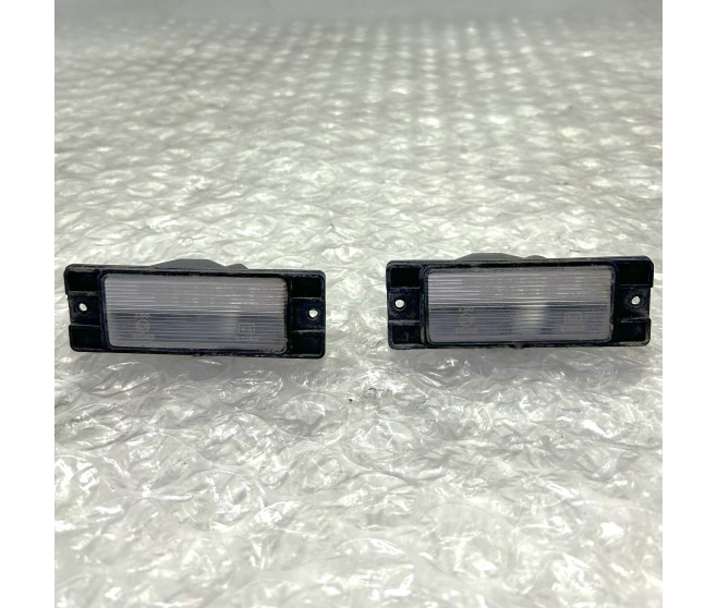 NUMBER PLATE LAMP UNITS REAR FOR A MITSUBISHI MONTERO SPORT - K96W
