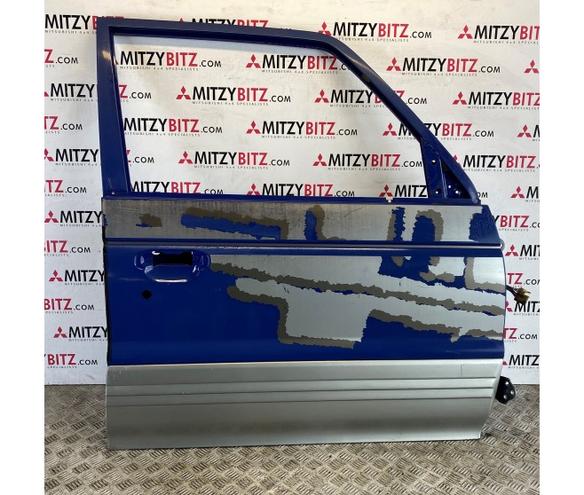 BARE DOOR FRONT RIGHT FOR A MITSUBISHI PAJERO - V47WG