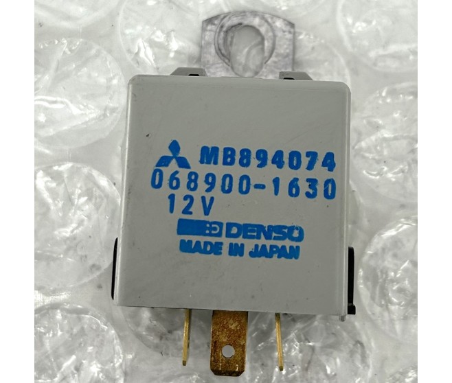 ELECTRIC BUZZER ALARM RELAY FOR A MITSUBISHI PAJERO/MONTERO - V43W