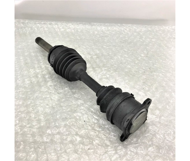 FRONT RIGHT DRIVESHAFT FOR A MITSUBISHI DELICA SPACE GEAR/CARGO - PD4W