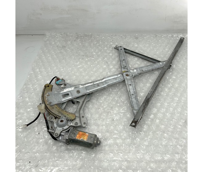 WINDOW REGULATOR AND MOTOR FRONT RIGHT FOR A MITSUBISHI PA-PF# - WINDOW REGULATOR AND MOTOR FRONT RIGHT
