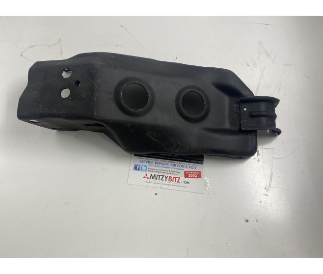 93-97 FRONT RIGHT BUMPER REINFORCER ONLY FOR A MITSUBISHI BODY - 