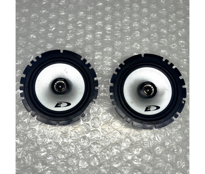 X2 FRONT AFTERMARKET SPEAKER FOR A MITSUBISHI DELICA SPACE GEAR/CARGO - PD6W
