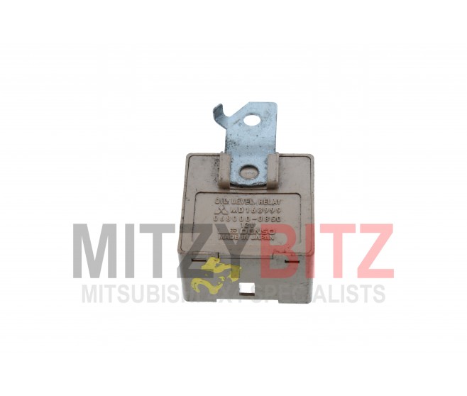 ENGINE OIL LEVEL RELAY FOR A MITSUBISHI V10-40# - ENGINE OIL LEVEL RELAY
