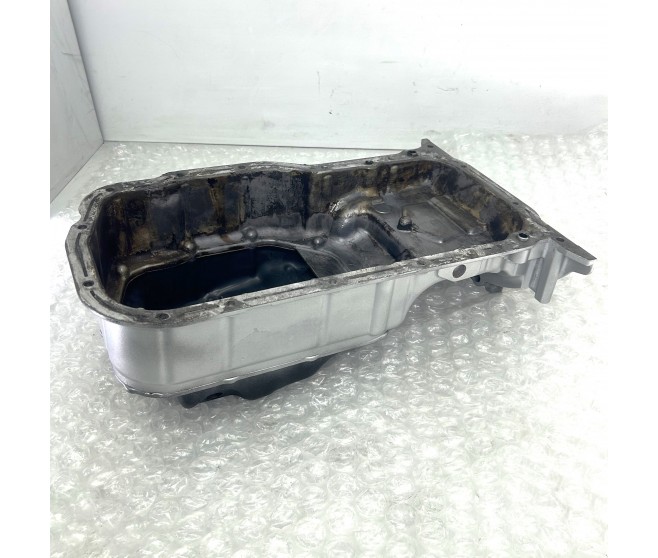 ENGINE OIL SUMP CASE FOR A MITSUBISHI ENGINE - 