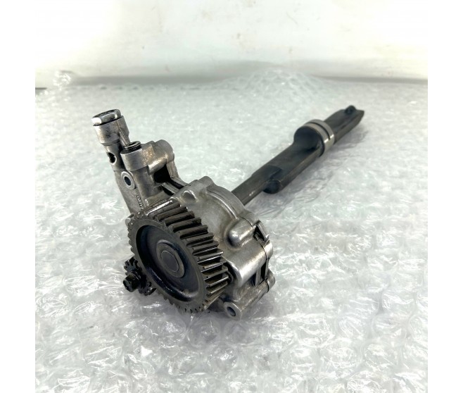 BALANCE SHAFT AND OIL PUMP RIGHT ME201029