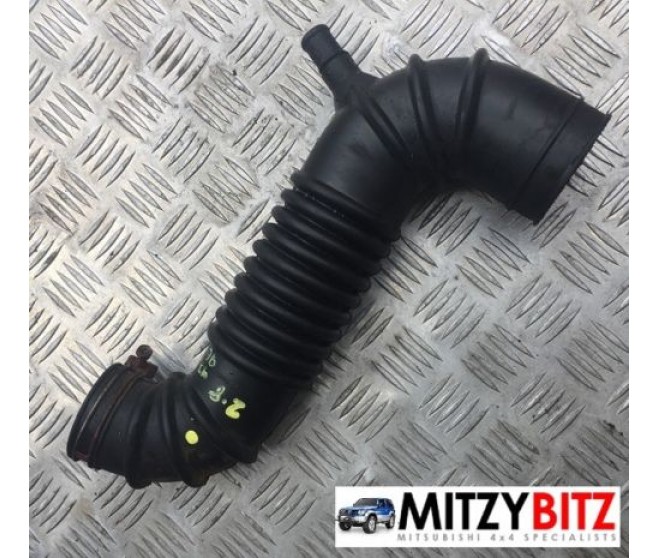 AIR BOX TO TURBO HOSE PIPE FOR A MITSUBISHI V30,40# - AIR CLEANER