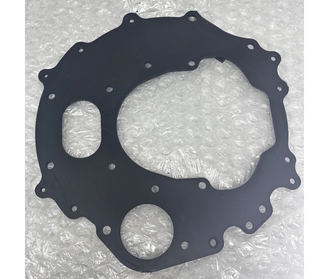 REAR ENGINE CYLINDER BLOCK PLATE FOR A MITSUBISHI ENGINE - 
