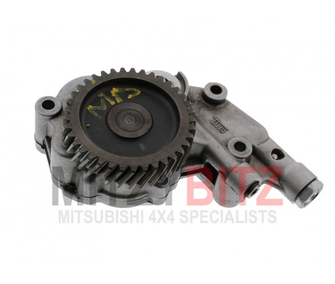 ENGINE OIL PUMP AND CLOCK SPRING SQUIB FOR A MITSUBISHI V20-50# - ENGINE OIL PUMP AND CLOCK SPRING SQUIB
