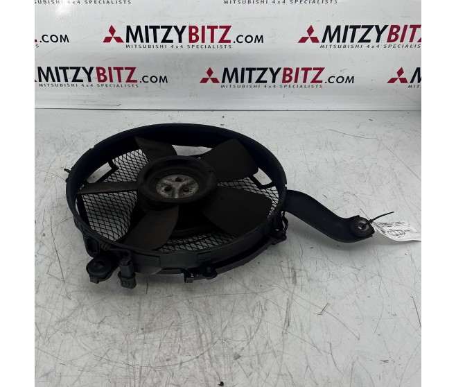 AFTERMARKET AIR CON CONDENSOR FAN MOTOR AND SHROUD FOR A MITSUBISHI PAJERO - V44W