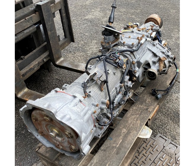 AUTOMATIC GEARBOX AND TRANSFER 4WD BOX  FOR A MITSUBISHI AUTOMATIC TRANSMISSION - 