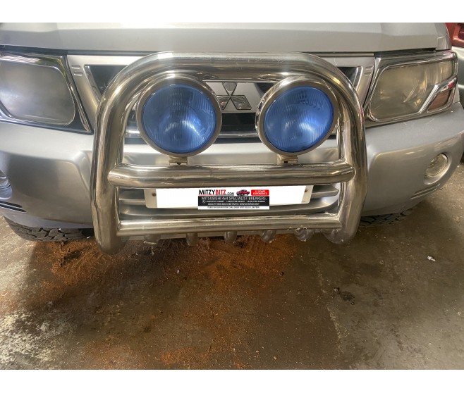 CHROME FRONT NUDGE  BULL A BAR WITH SPOT LAMPS FOR A MITSUBISHI V60,70# - FRONT BUMPER & SUPPORT
