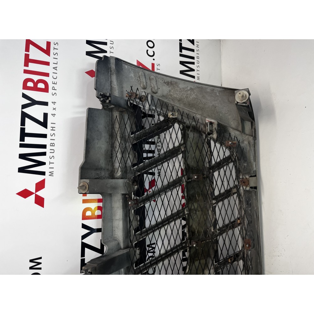 Front Radiator Grille for a Mitsubishi Pajero/montero V68W Buy Online  from MitzyBitz
