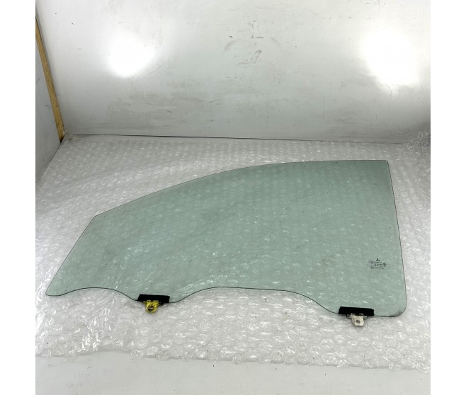 DOOR WINDOW GLASS FRONT LEFT  FOR A MITSUBISHI L200 - KB4T