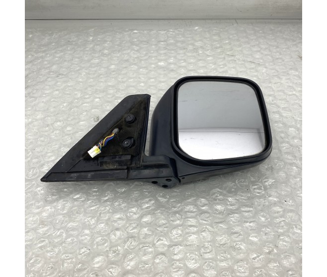 FRONT RIGHT DOOR WING MIRROR FOR A MITSUBISHI EXTERIOR - 