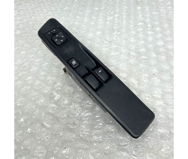 MASTER WINDOW SWITCH FRONT RIGHT FOR A MITSUBISHI H60,70# - FRONT DOOR TRIM & PULL HANDLE