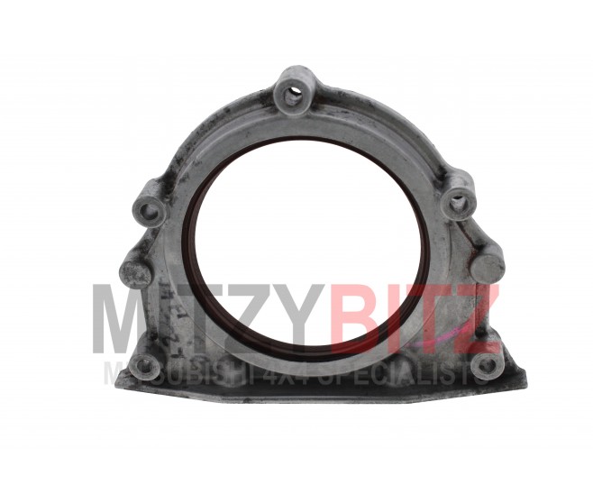 REAR CRANKSHAFT CASE AND OIL SEAL FOR A MITSUBISHI ENGINE - 