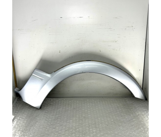 OVERFENDER FRONT RIGHT FOR A MITSUBISHI EXTERIOR - 