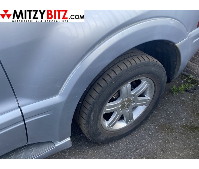 SILVER REAR LEFT OVERFENDER WHEEL ARCH TRIM FOR A MITSUBISHI EXTERIOR - 