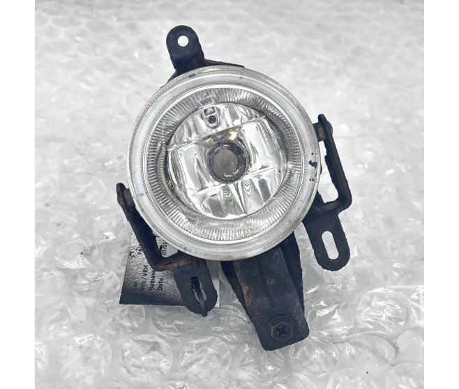 FOG LAMP FRONT  FOR A MITSUBISHI CHASSIS ELECTRICAL - 