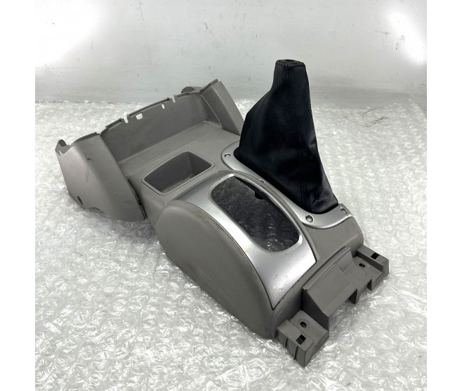 GEARSHIFT LEVER PANEL FOR A MITSUBISHI KA,B0# - GEARSHIFT LEVER PANEL