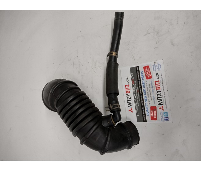 AIR CLEANER BOX TO TURBO HOSE PIPE FOR A MITSUBISHI L200 - KB4T