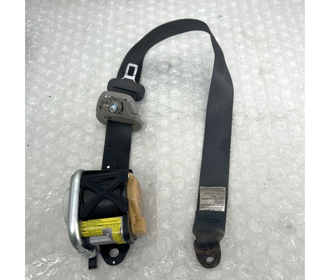 PRE-TENSIONER SEAT BELT FRONT RIGHT FOR A MITSUBISHI SEAT - 