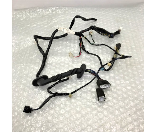 DOOR WIRING LOOM FRONT RIGHT FOR A MITSUBISHI PAJERO/MONTERO SPORT - K94W