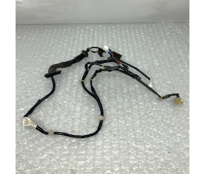DOOR HARNESS REAR RIGHT FOR A MITSUBISHI K90# - WIRING & ATTACHING PARTS