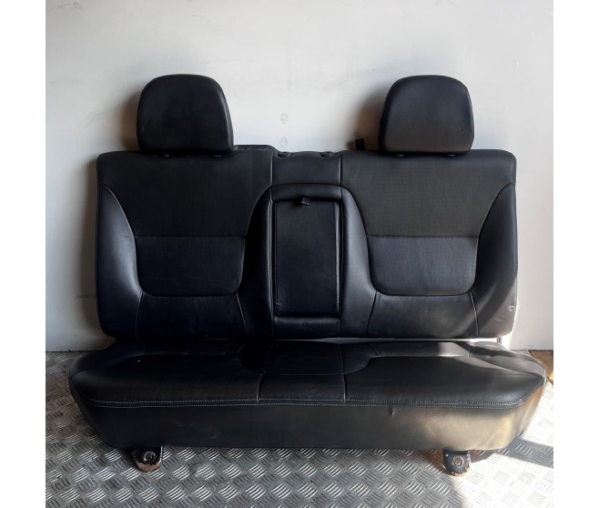 COMPLETE REAR SEATS FOR A MITSUBISHI KA,B0# - COMPLETE REAR SEATS