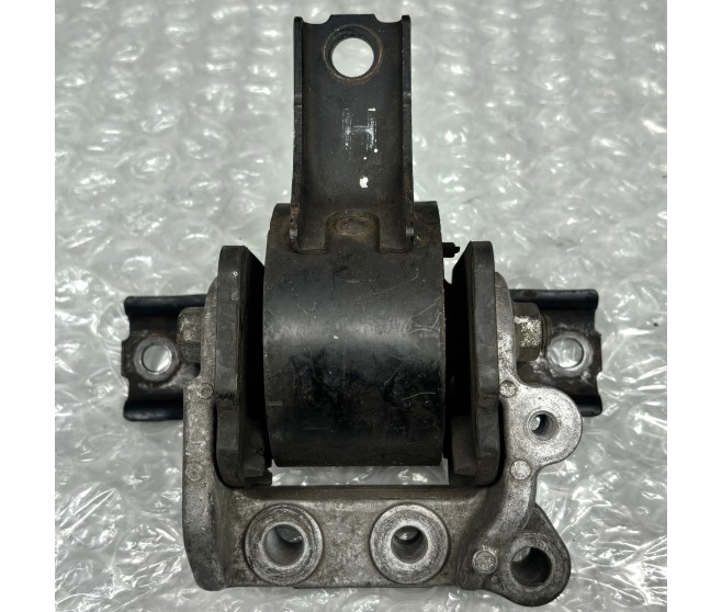 ENGINE FRONT MOUNTING