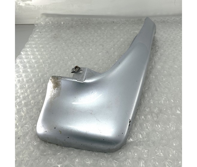 MUD GUARD FRONT RIGHT FOR A MITSUBISHI K80,90# - MUD GUARD FRONT RIGHT