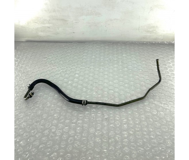 POWER STEERING OIL RETURN TUBE FOR A MITSUBISHI DELICA SPACE GEAR/CARGO - PD8W