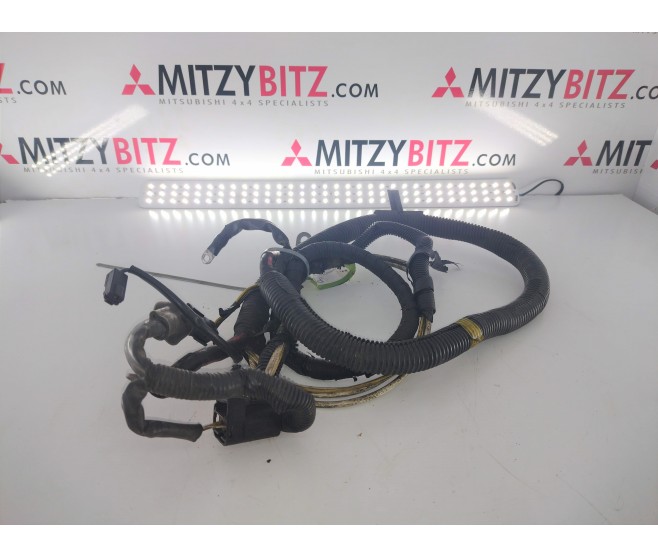 BATTERY WIRING FOR A MITSUBISHI V20-50# - BATTERY CABLE & BRACKET