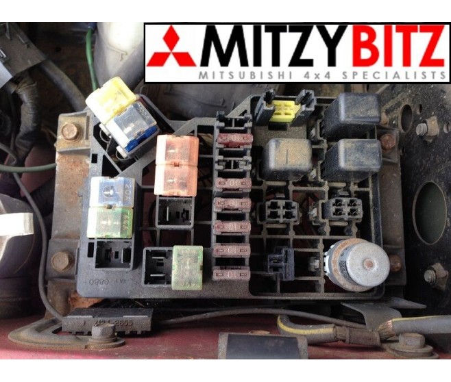 ENGINE BAY FUSE BOX WITH RELAYS AND FUSES