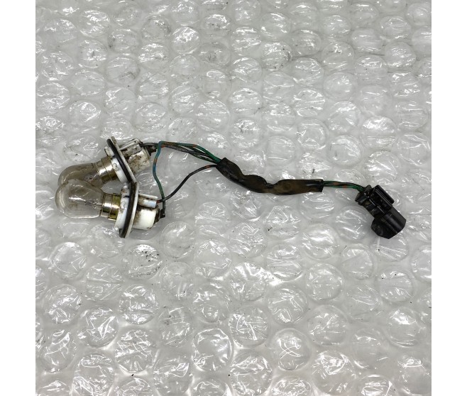 TAIL LAMP WIRING FOR A MITSUBISHI PAJERO - V31W