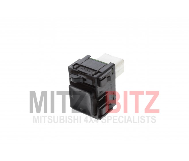 ELECTRIC WING MIRROR SWITCH NO FOLD TYPE FOR A MITSUBISHI DELICA SPACE GEAR/CARGO - PD6W