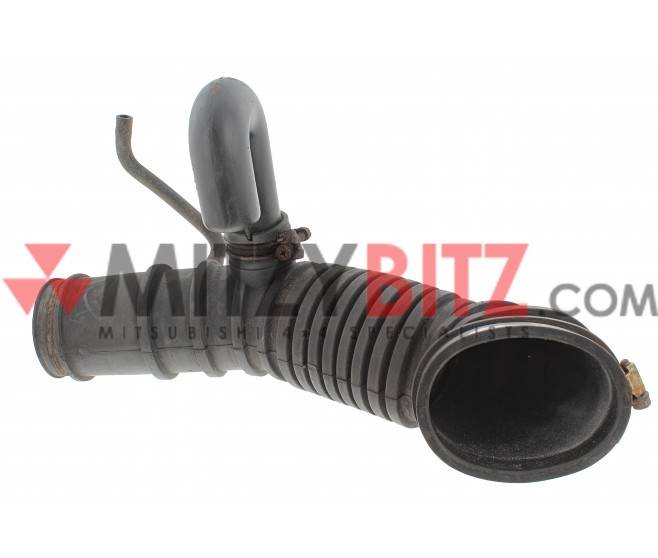 AIR CLEANER TO THROTTLE BODY HOSE FOR A MITSUBISHI V10-40# - AIR CLEANER TO THROTTLE BODY HOSE