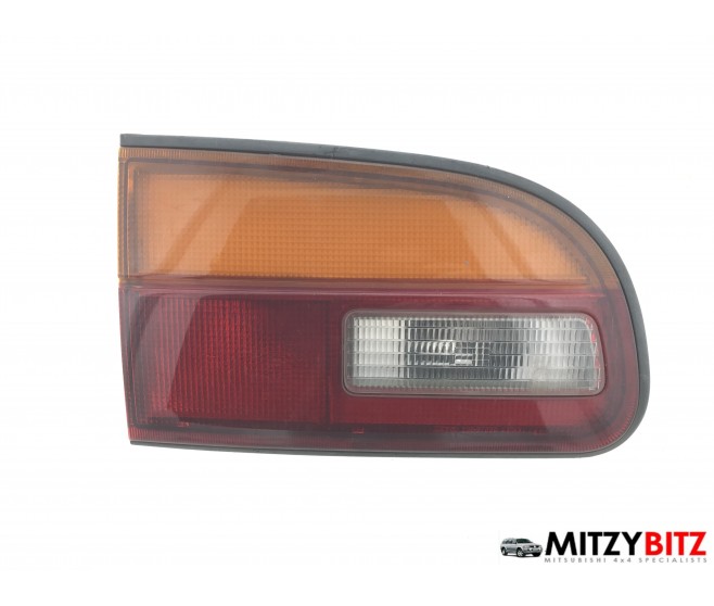 TAILGATE LIGHT REAR LEFT FOR A MITSUBISHI PA-PF# - REAR EXTERIOR LAMP