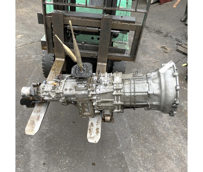 MANUAL GEARBOX FOR A MITSUBISHI DELICA SPACE GEAR/CARGO - PD8W