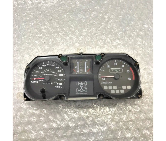 AUTOMATIC SPEEDOMETER MR262555 FOR A MITSUBISHI PAJERO - V45W